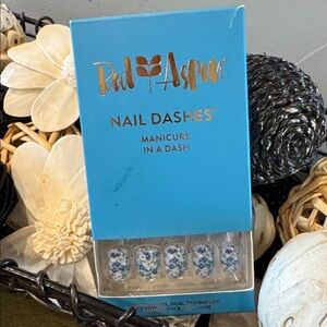 Red Aspen Blue Floral Nail Dashes in “Where Flowers Bloom, Melinda”